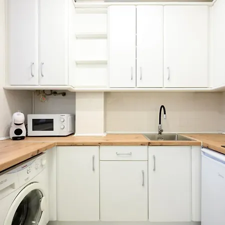 Cano Solarium By 10tosea * Фуэнхирола